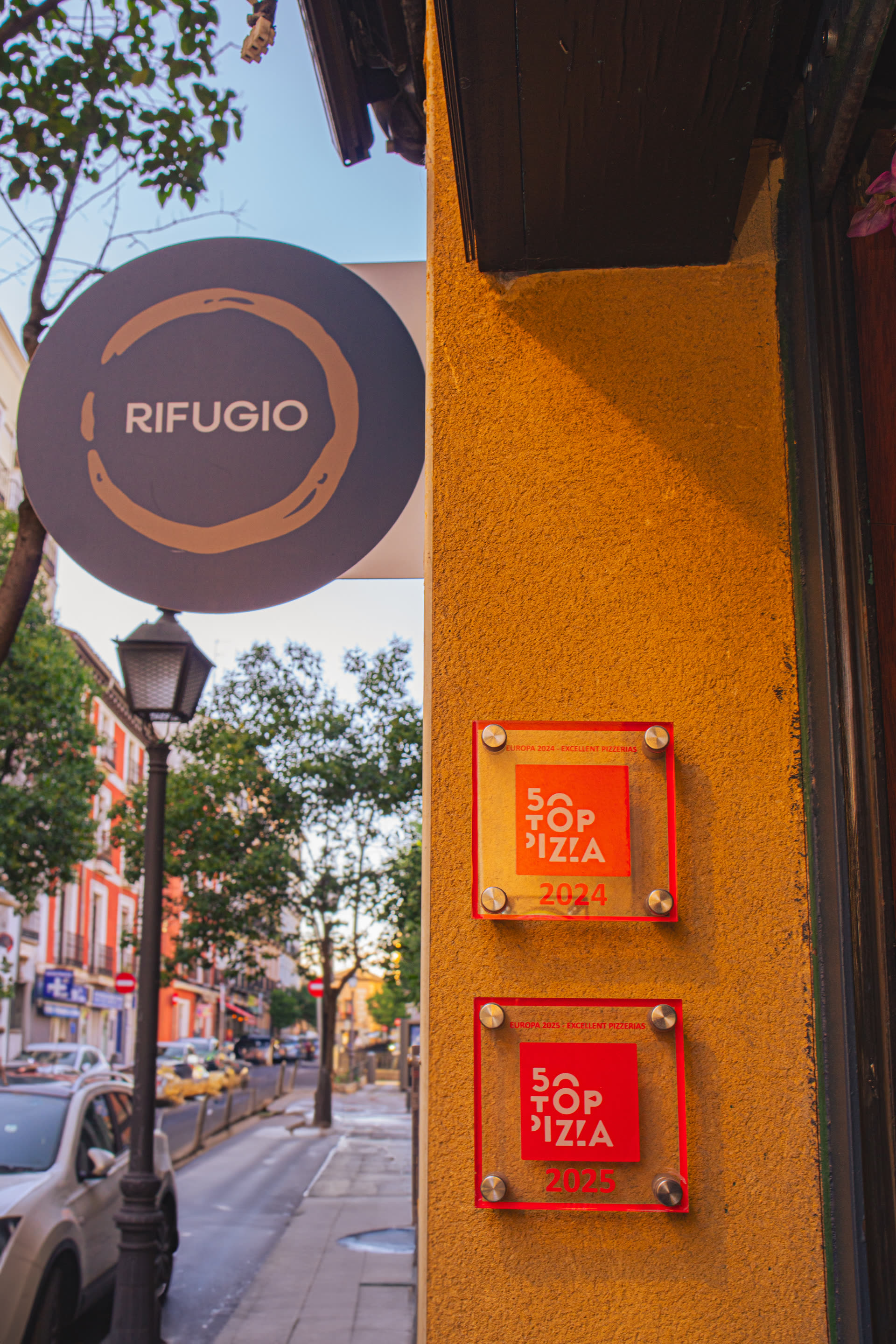 Rifugio: fotografía de plato y ambiente para Reportaje de fotografía gastronómica en Madrid — tuinsta.design